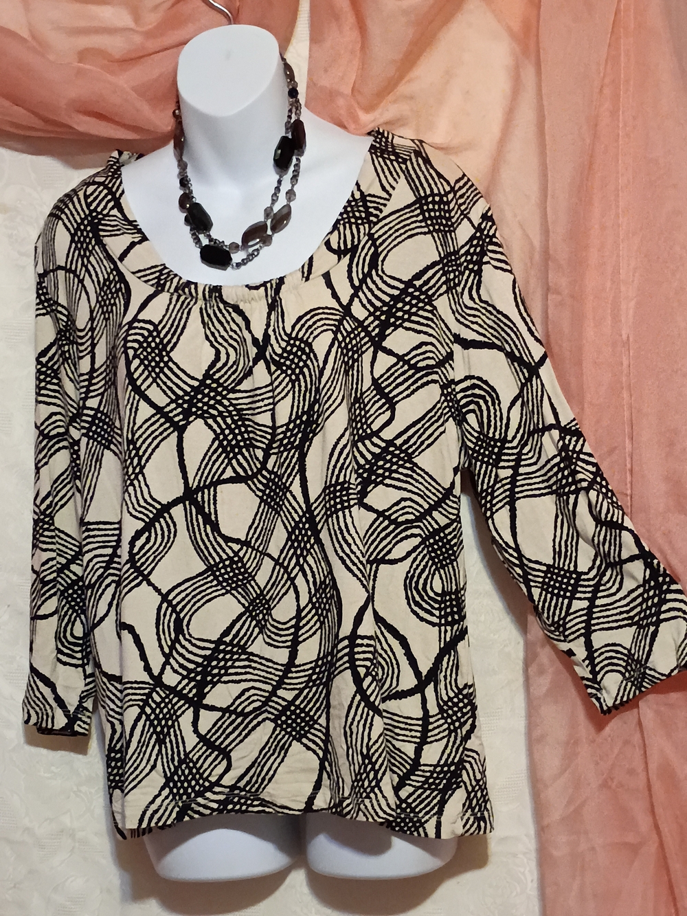 Ruby Rd. Ladies Cream Top with Black Abstract Swirl Pattern Sz XLP